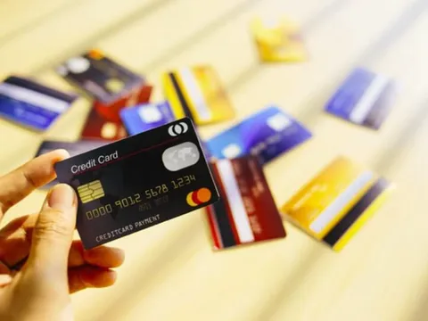Cách xử lý khi mở nhiều thẻ ngân hàng không dùng để tránh ‘mắc nợ’